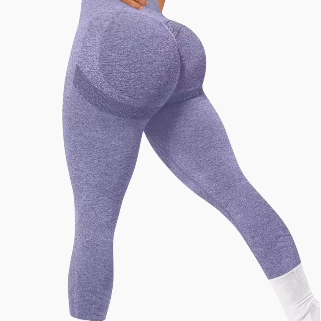 Confidence Starts with the Right Fit – Seamless Sculpting Leggings!