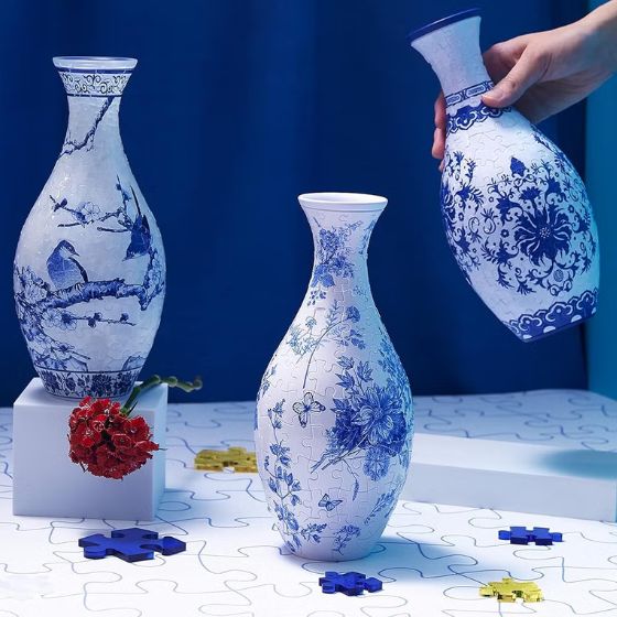 3D Puzzle Vase – Blue & White Porcelain Design for Home Décor